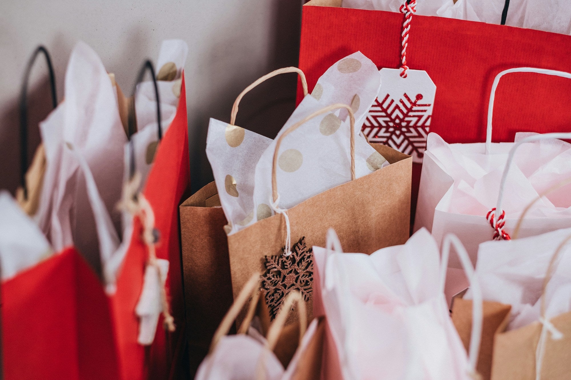Twisted Handle Retail Bags